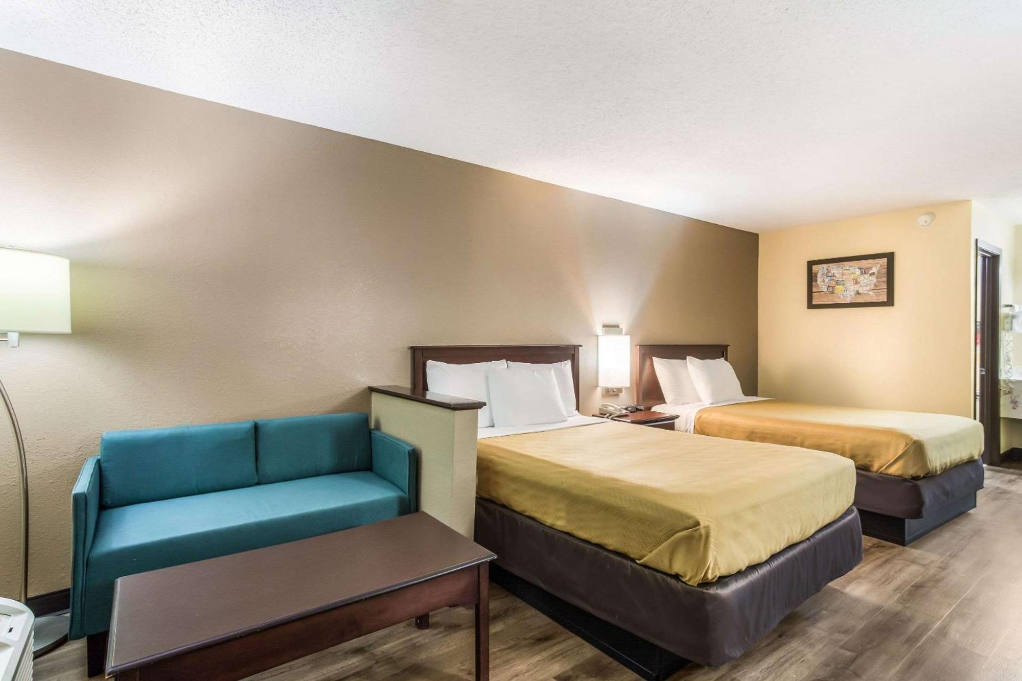 Econo Lodge Клинтън Екстериор снимка